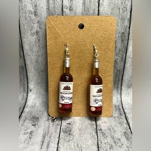- Hand crafted - wine bottle - sterling silver